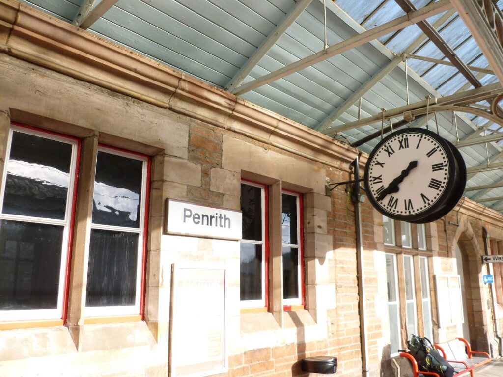Penrith station clock
