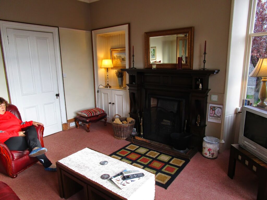 Vicky relaxing in the lounge